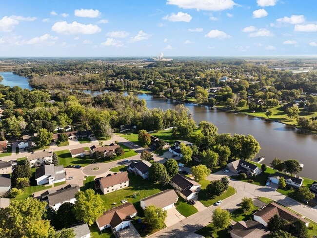 Foto del edificio - 507 Bayfield Dr