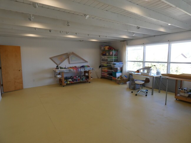 Foto del edificio - 303 E 34th St