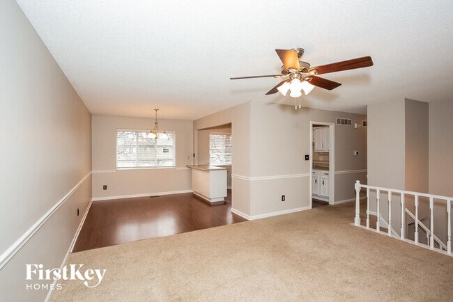 Foto del edificio - 111 Timberlake Ct