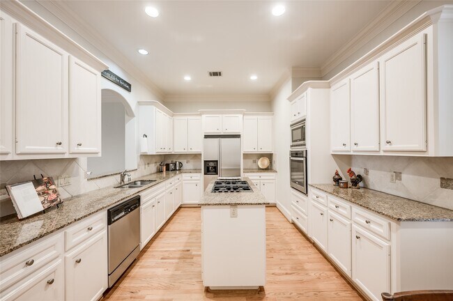 Foto del edificio - 3511 Yupon St