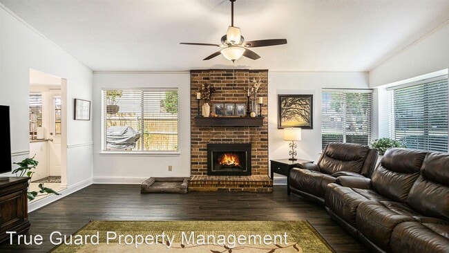 Building Photo - 3 br, 2 bath House - 2312 Sequoia Ln
