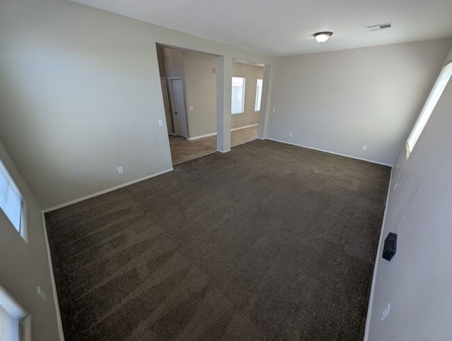 Building Photo - 4445 Laguna Garden Ave
