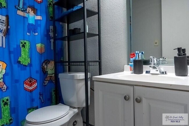 Foto del edificio - 1809 S Williams Ln