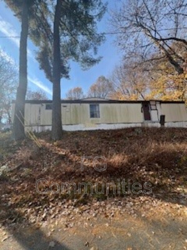 Foto del edificio - 15 Tradewind Dr