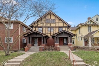 Building Photo - 963 Woodruff Pl W Dr
