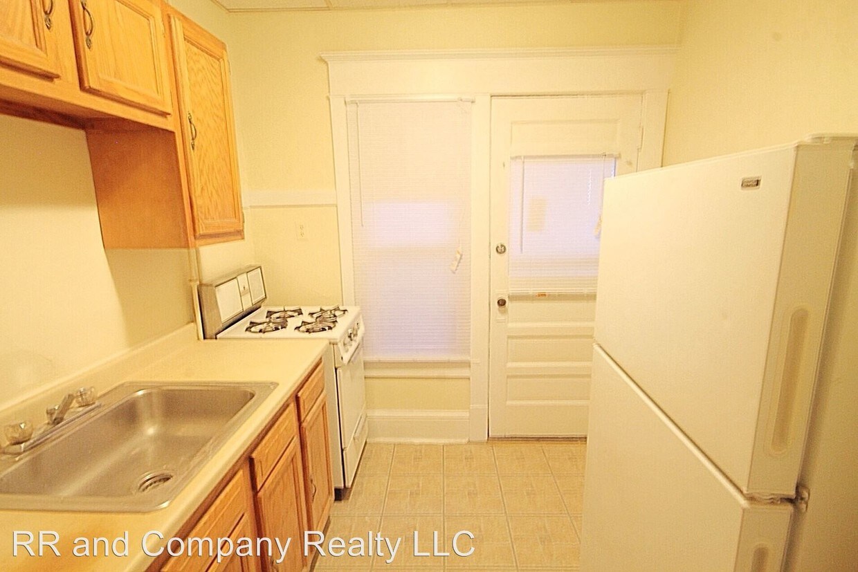 Building Photo - 406 Belmont Ave