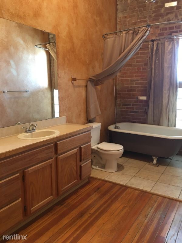 Building Photo - Studio, 1 bath Apartment - 216 1/2 1st Street