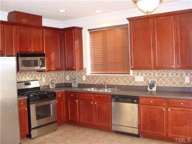 Building Photo - 2007 Remington Oaks Cir