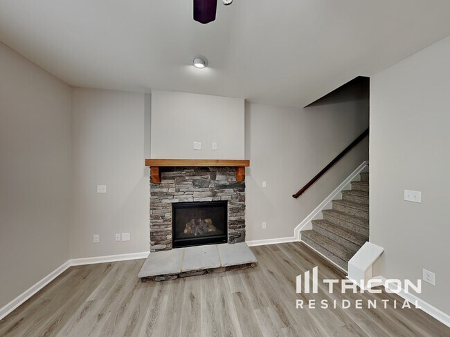 Foto del edificio - 4110 Tarnwood Pl