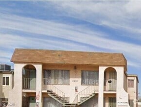 Building Photo - 3100 E Carey Ave