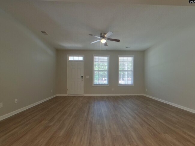 Building Photo - 102 Palmetto Park Cir