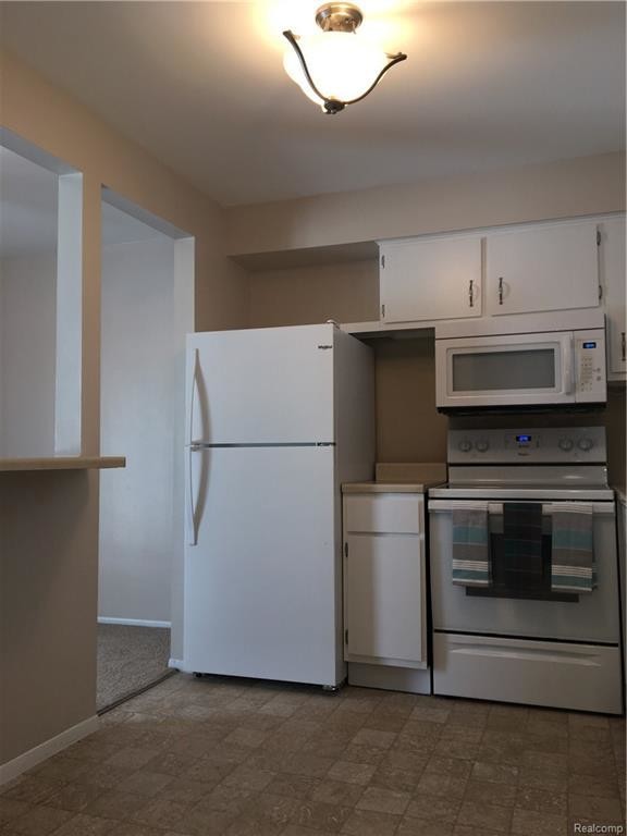 Building Photo - 7507 Woodview St