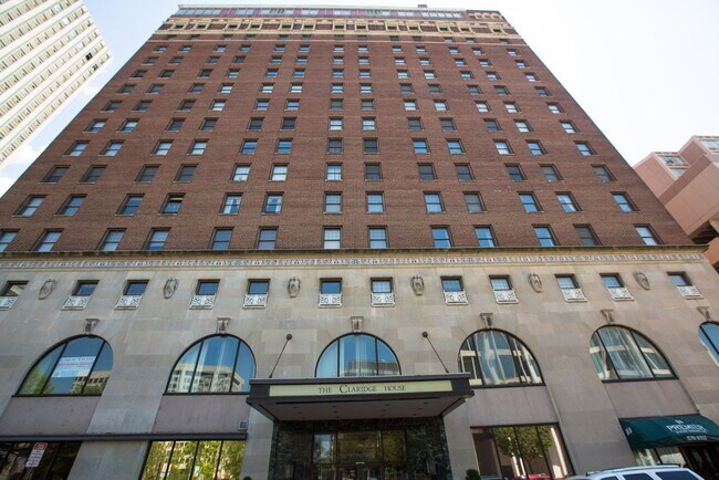 Foto del edificio - 109 N Main St
