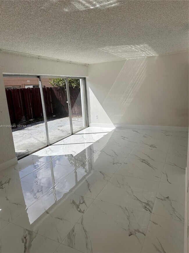 Foto del edificio - 8440 SW 154th Cir Ct