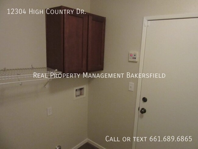 Building Photo - 12304 High Country Dr