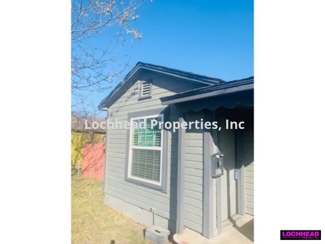 Building Photo - MUST SEE!!!! 1 BEDROOM!!!!