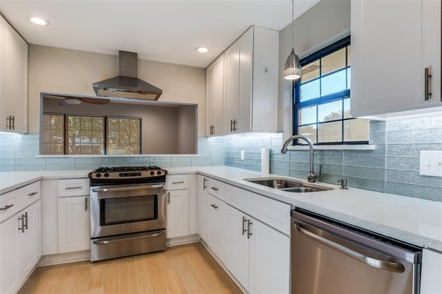 Foto del edificio - 10665 Lake Haven Dr