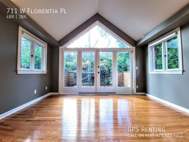 Building Photo - 711 W Florentia Pl