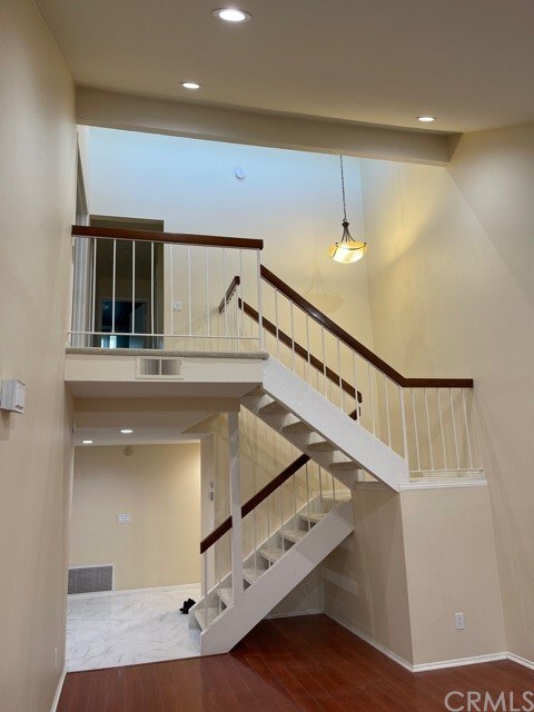 Building Photo - 28 Rockwood
