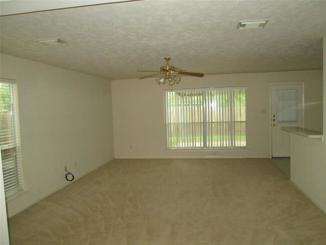 Building Photo - 8302 Fuqua Gardens Dr