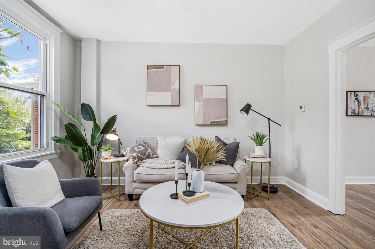 Foto principal - 1527 Montpelier St