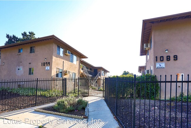 Foto del edificio - 1079-1089 N Summit Ave