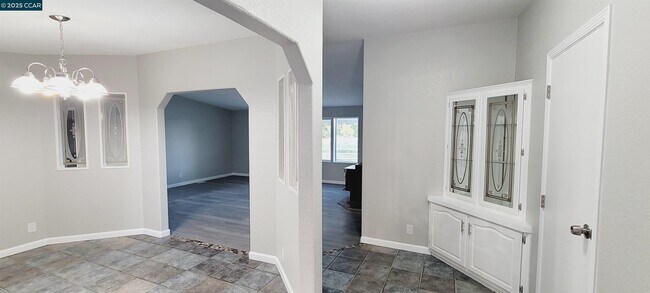 Foto del edificio - 5750 Sellers Ave