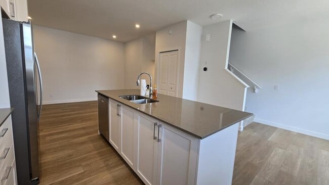 Photo du bâtiment - 2.0 bedroom in Calgary Alberta T2A 7Y9