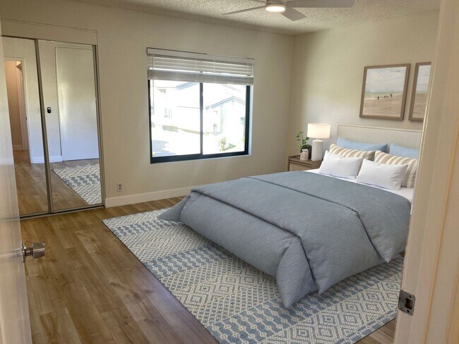 Foto del edificio - MOVE IN READY - Stunning La Jolla Condo with Space, Style, and Sophistication!