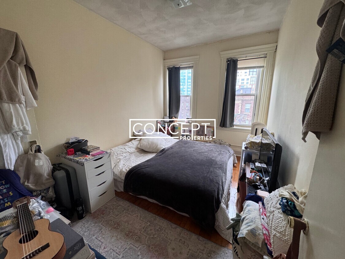 Foto principal - 124 Peterborough St