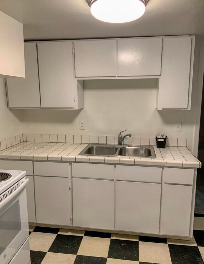 Foto del edificio - 1143 NW 31st St