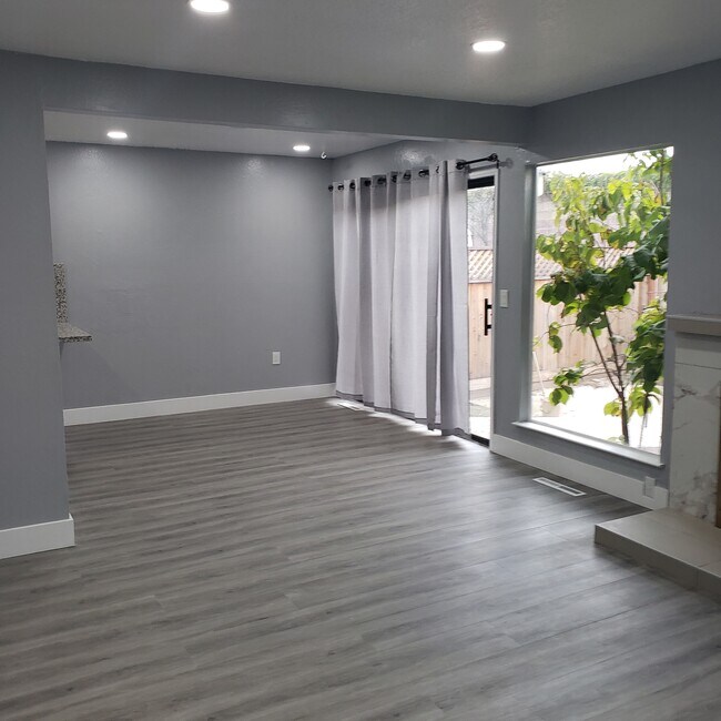 Dining room - 642 Vasona Ave