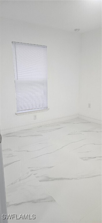 Building Photo - 4767 Jordan Ave S