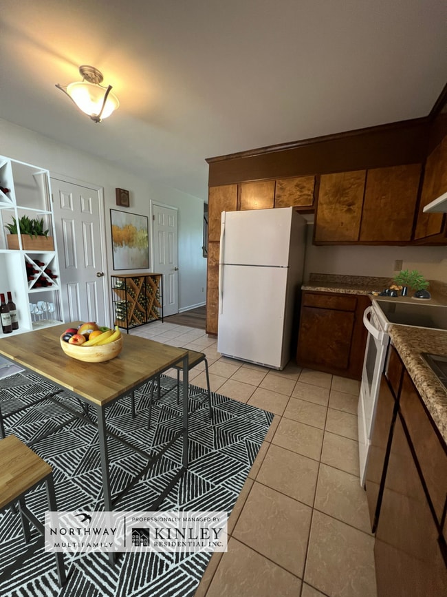 Interior Photo - Country Club Apartments