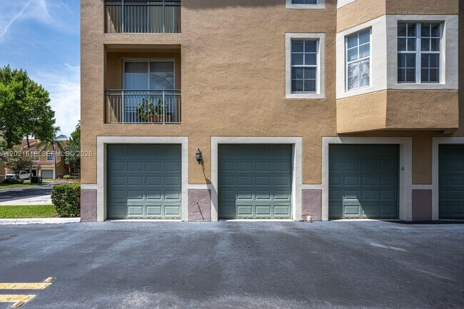 Foto del edificio - 11780 St Andrews Place