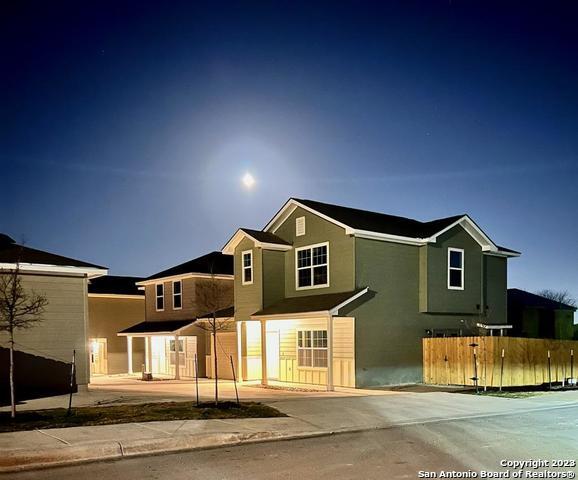 Foto principal - 2031 Silver Oaks