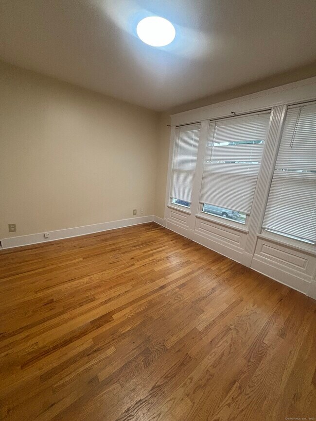 Building Photo - 85 S Burritt St