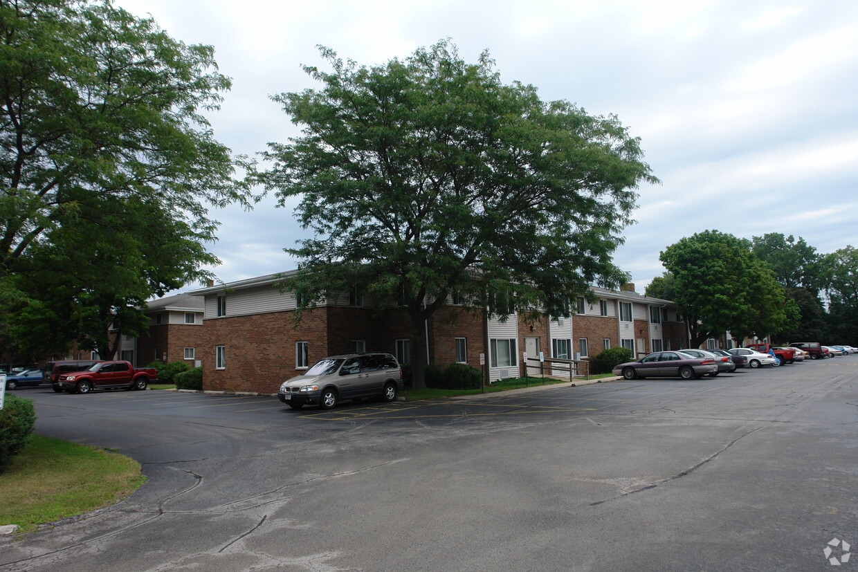 Building Photo - Ashwaubenon Village Apartments