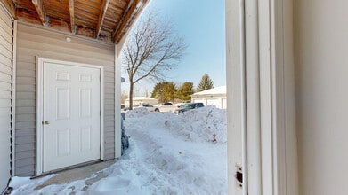 Interior Photo - Bradlee Danvers