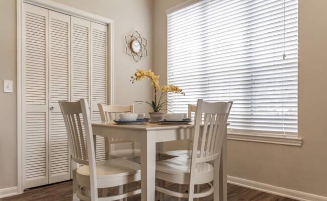 Building Photo - 3 bedroom in Pearland TX 77581