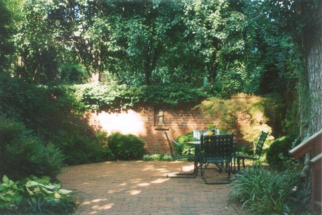 garden - 1310 33rd St NW