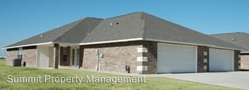 Primary Photo - 2020 E Lakeview Rd