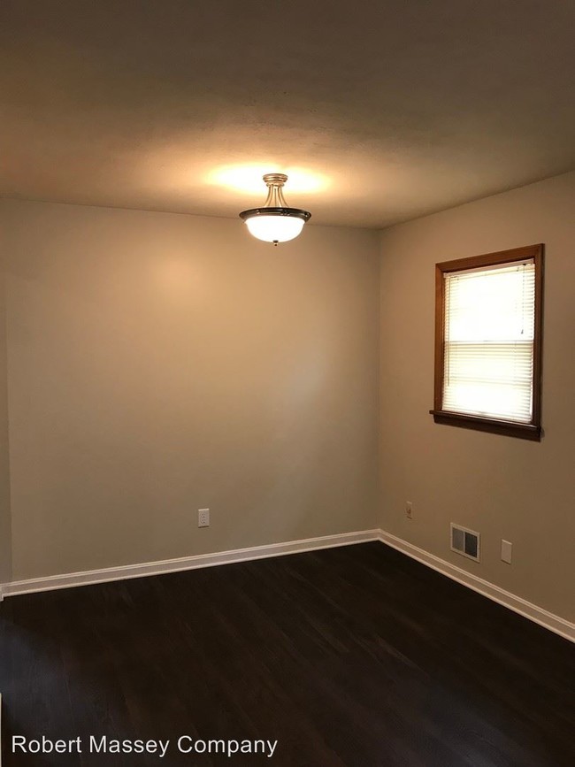 Building Photo - 3 br, 1 bath House - 824 Palatka Road