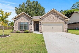 Building Photo - 1795 Stampede Cir