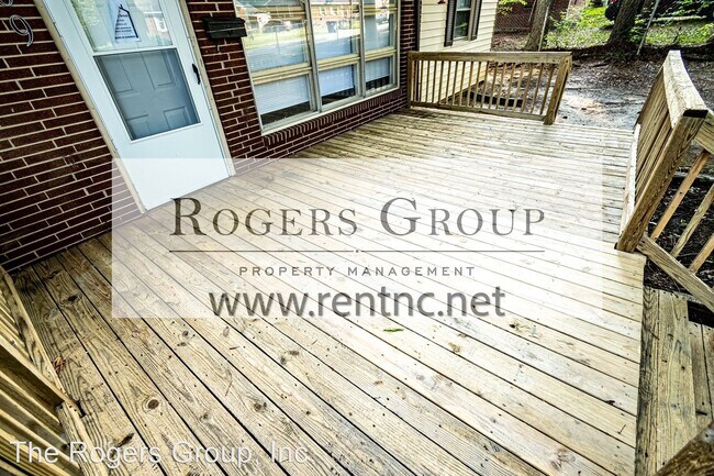 Building Photo - 3 br, 1.5 bath House - 809 Eastside Dr