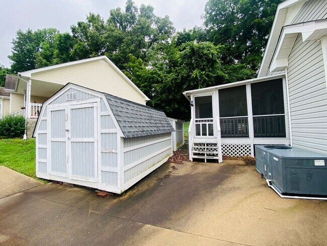 Foto del edificio - 2754 Applemill Ct