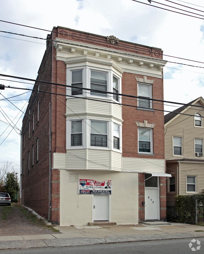Building Photo - 943 east grand street realty llc