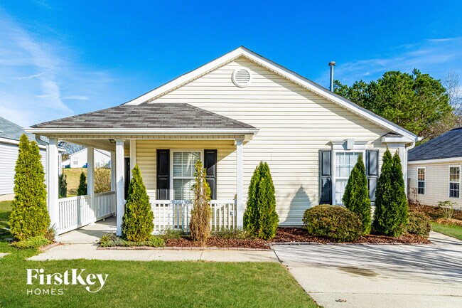 Building Photo - 4952 Silverdene St