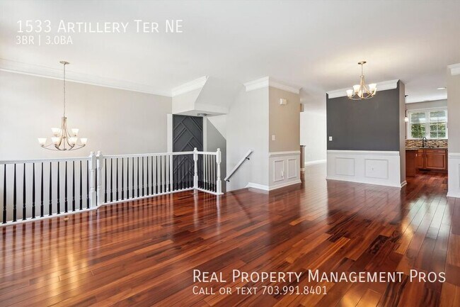 Building Photo - 1533 Artillery Terrace NE