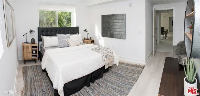 Foto del edificio - 3 br, 2.5 bath Condo - 415 S Le Doux Rd Ap...